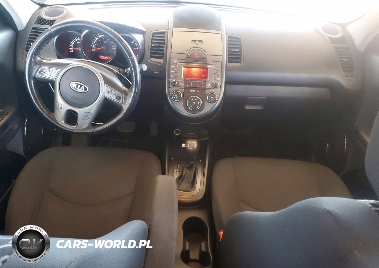 2011 Kia Soul + VIN:KNDJT2A25B7732335 - 8