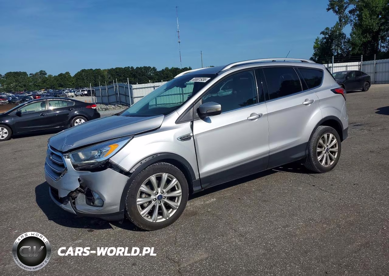 2017 Ford Escape Titanium – zdjęcie 1 z 13