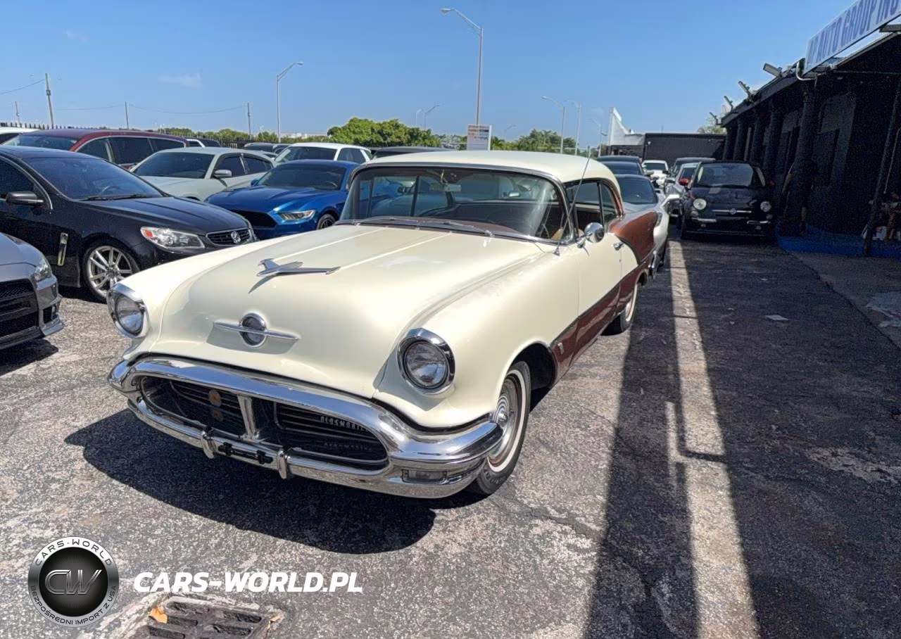 1956 Oldsmobile Rocket 88 VIN:567C19821 - 2