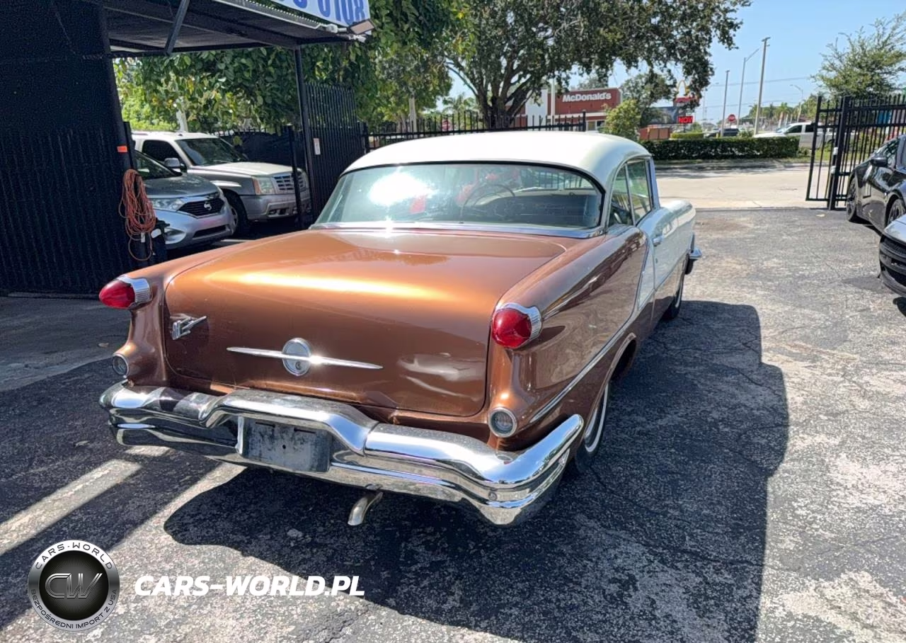 1956 Oldsmobile Rocket 88 VIN:567C19821 - 4