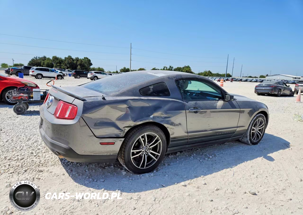 2010 Ford Mustang VIN:1ZVBP8ANXA5140331 - 3