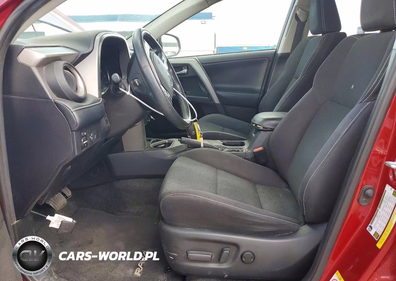 2018 Toyota Rav4 Xle VIN:2T3WFREV2JW508906 - 7