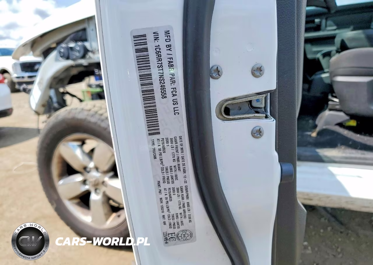 2022 Ram 1500 Classic Tradesman VIN:1C6RR7ST7NS246558 - 13