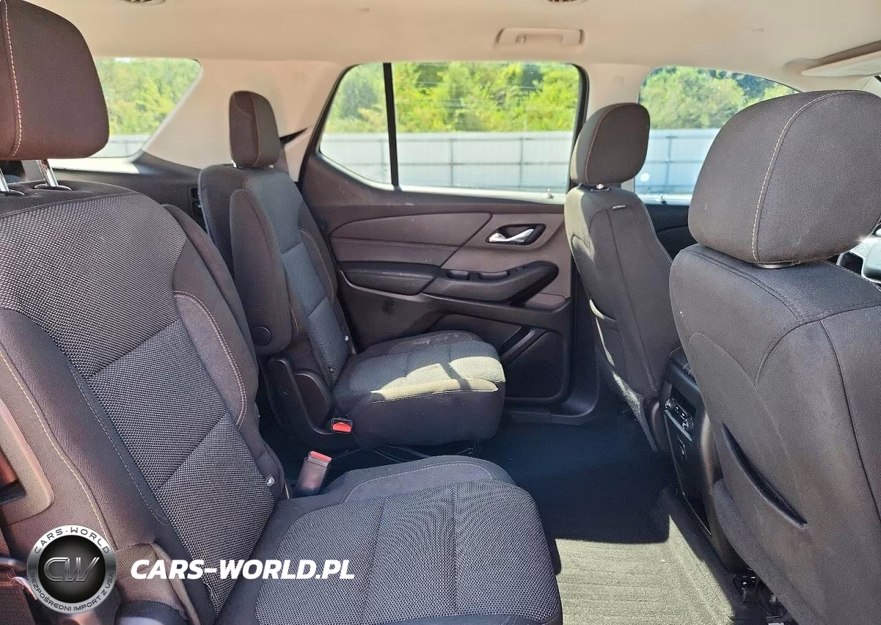 2018 Chevrolet Traverse Lt VIN:1GNERGKW4JJ180320 - 11