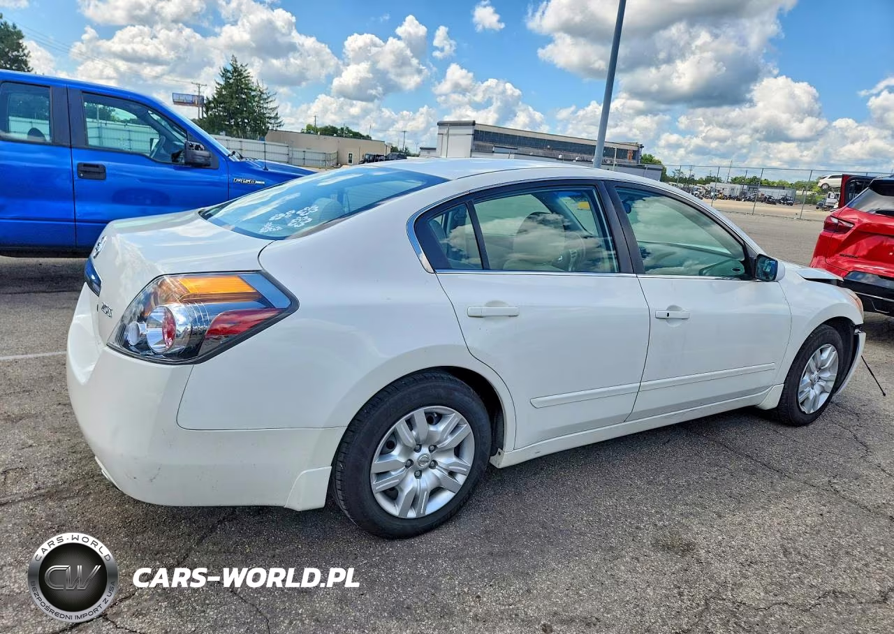 2012 Nissan Altima 2.5 VIN:1N4AL2APXCC250471 - 3