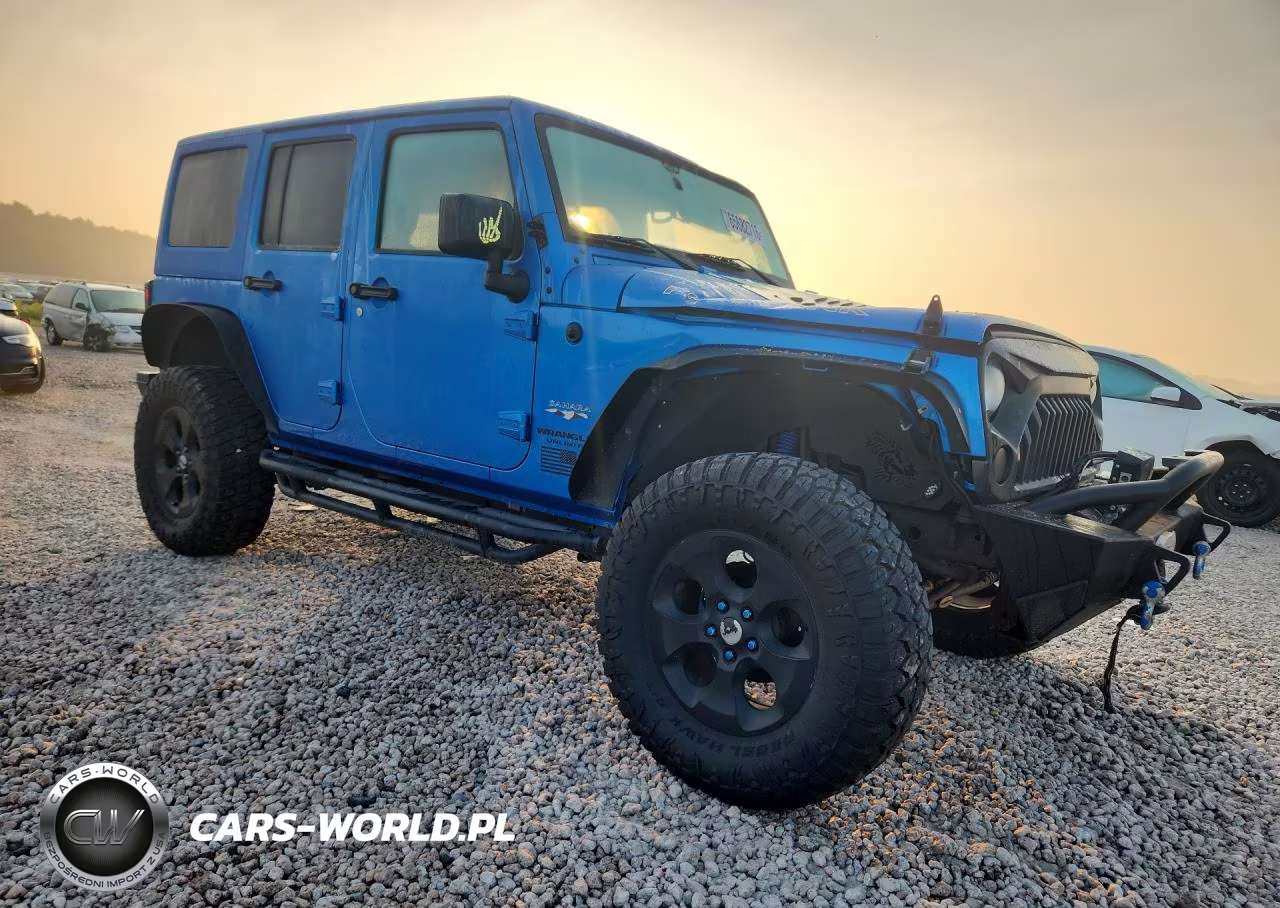 2016 Jeep Wrangler Unlimited Sahara VIN:1C4BJWEG9GL162121 - 4