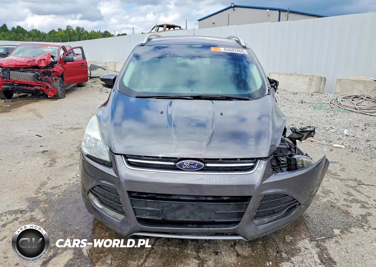 2016 Ford Escape Titanium VIN:1FMCU9J98GUC30595 - 5