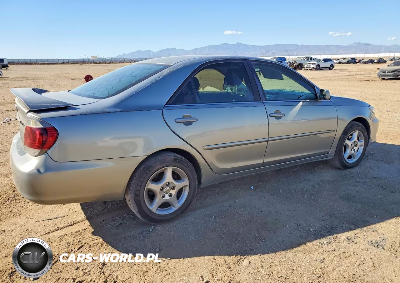 2005 Toyota Camry Se VIN:JTDBE32K553013813 - 3