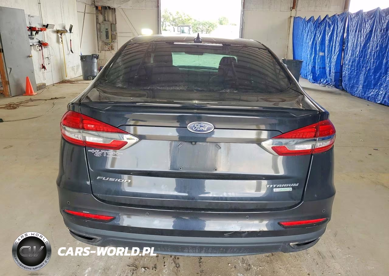 2020 Ford Fusion Titanium VIN:3FA6P0K98LR116137 - 6