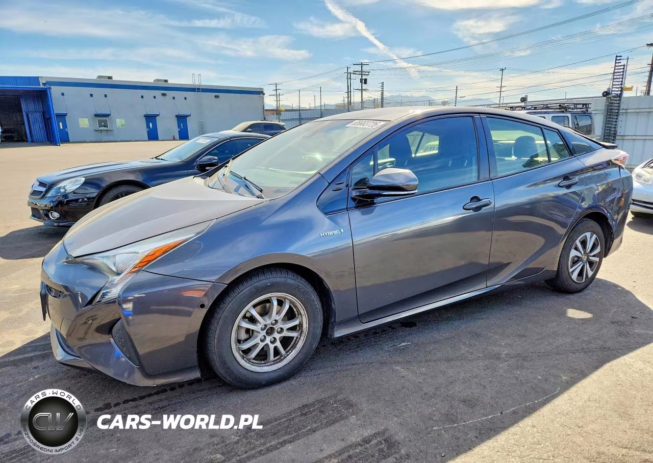 2017 Toyota Prius Three