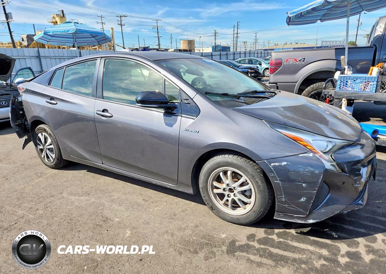2017 Toyota Prius Three VIN:JTDKARFU0H3544870 - 4
