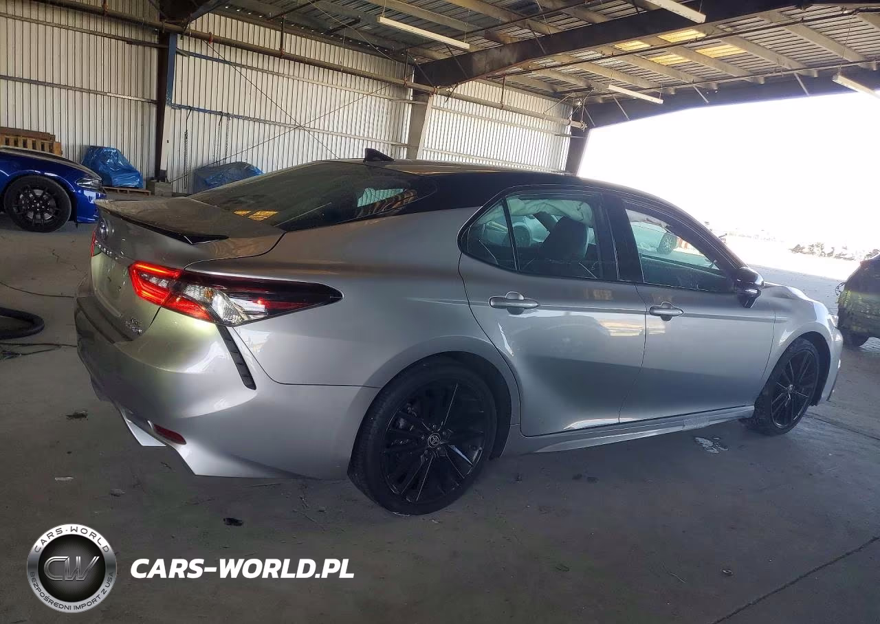 2023 Toyota Camry Xse VIN:4T1K31AK0PU047209 - 3