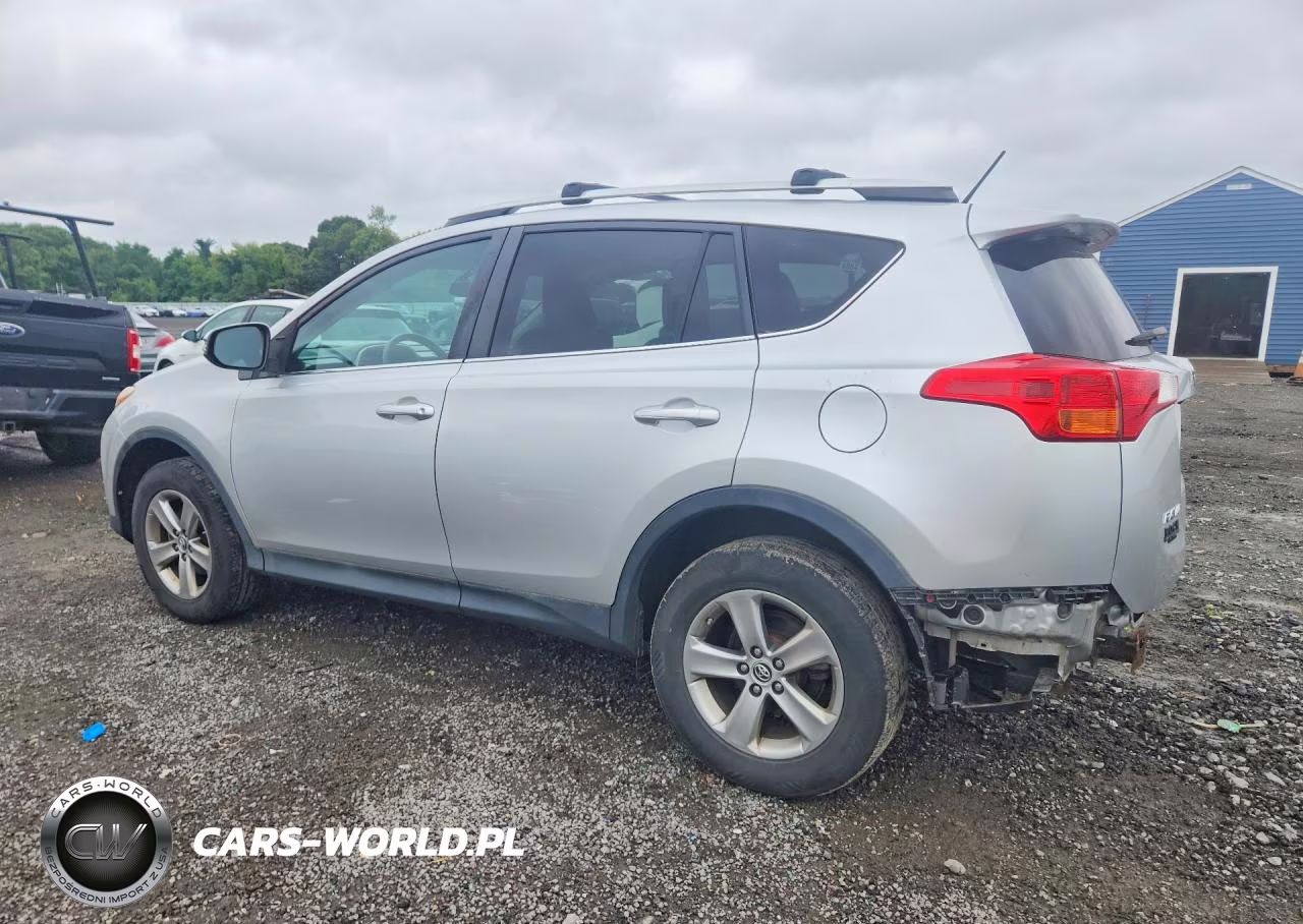 2015 Toyota Rav4 Xle VIN:2T3RFREV9FW382743 - 2