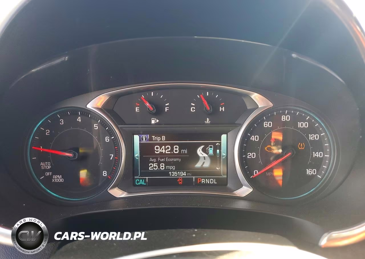 2018 Chevrolet Malibu Lt VIN:1G1ZD5STXJF224528 - 9