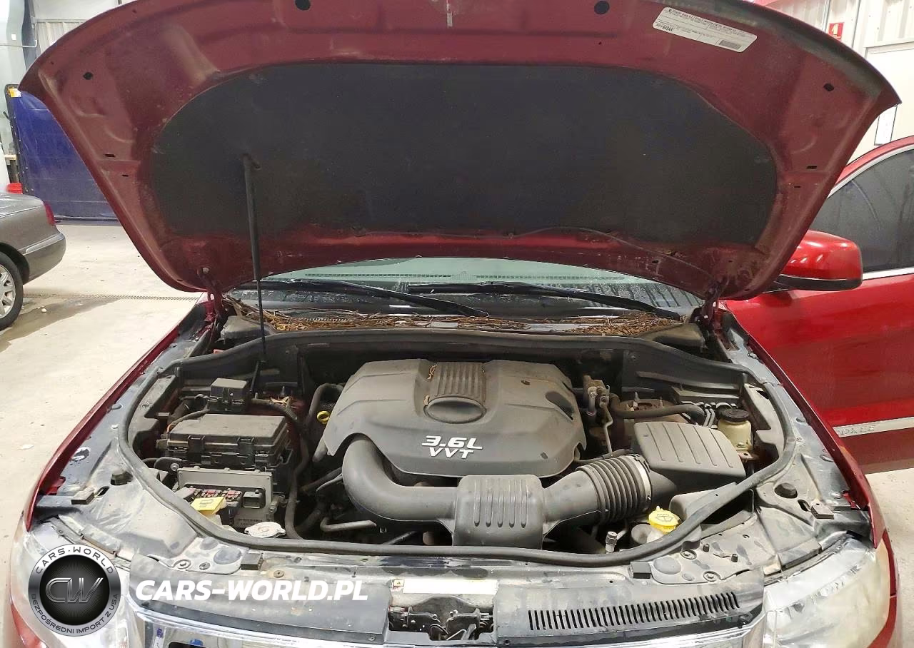 2012 Jeep Grand Cherokee Laredo VIN:1C4RJFAG2CC332947 - 12
