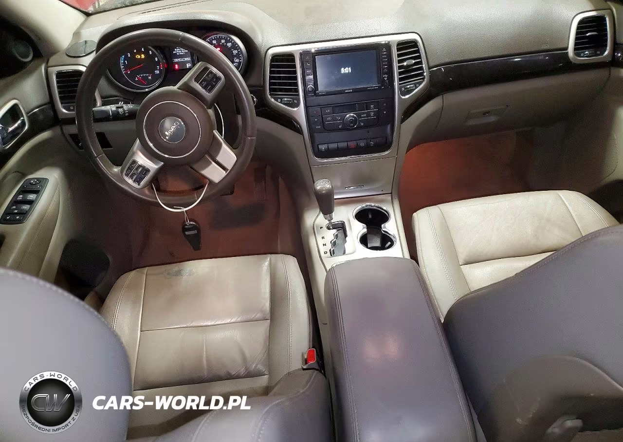 2012 Jeep Grand Cherokee Laredo VIN:1C4RJFAG2CC332947 - 8