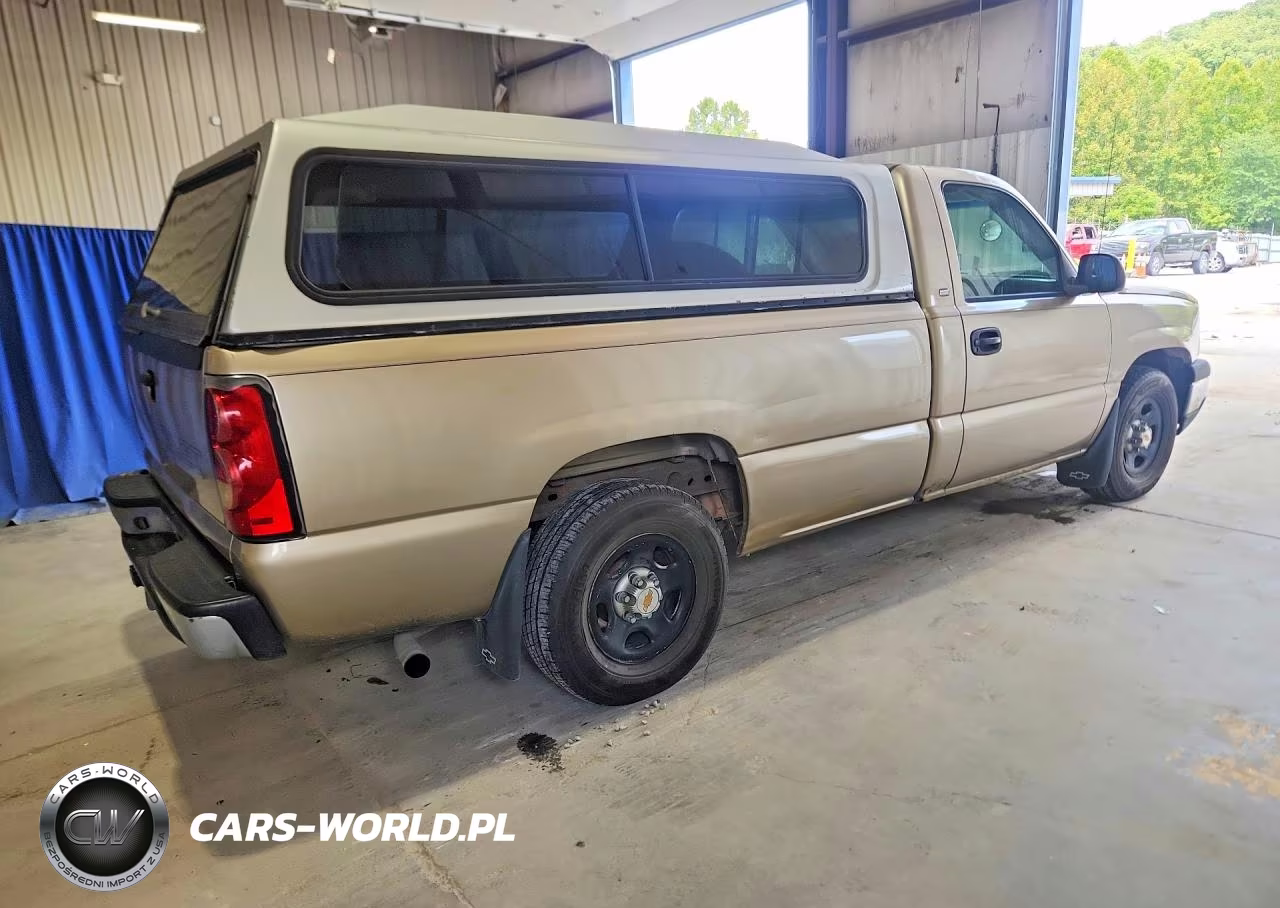 2004 Chevrolet Silverado C1500 VIN:1GCEC14X84Z122553 - 3