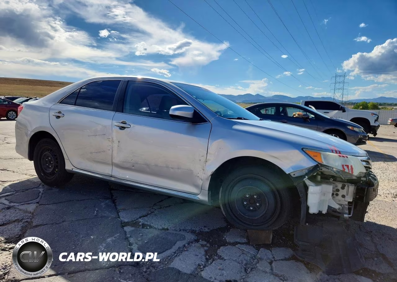 2014 Toyota Camry Le VIN:4T4BF1FK9ER377191 - 4