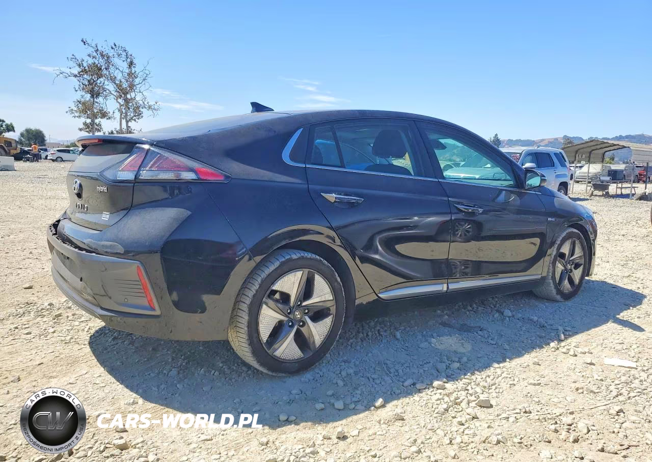 2020 Hyundai Ioniq Limited VIN:KMHC05LC0LU234311 - 3