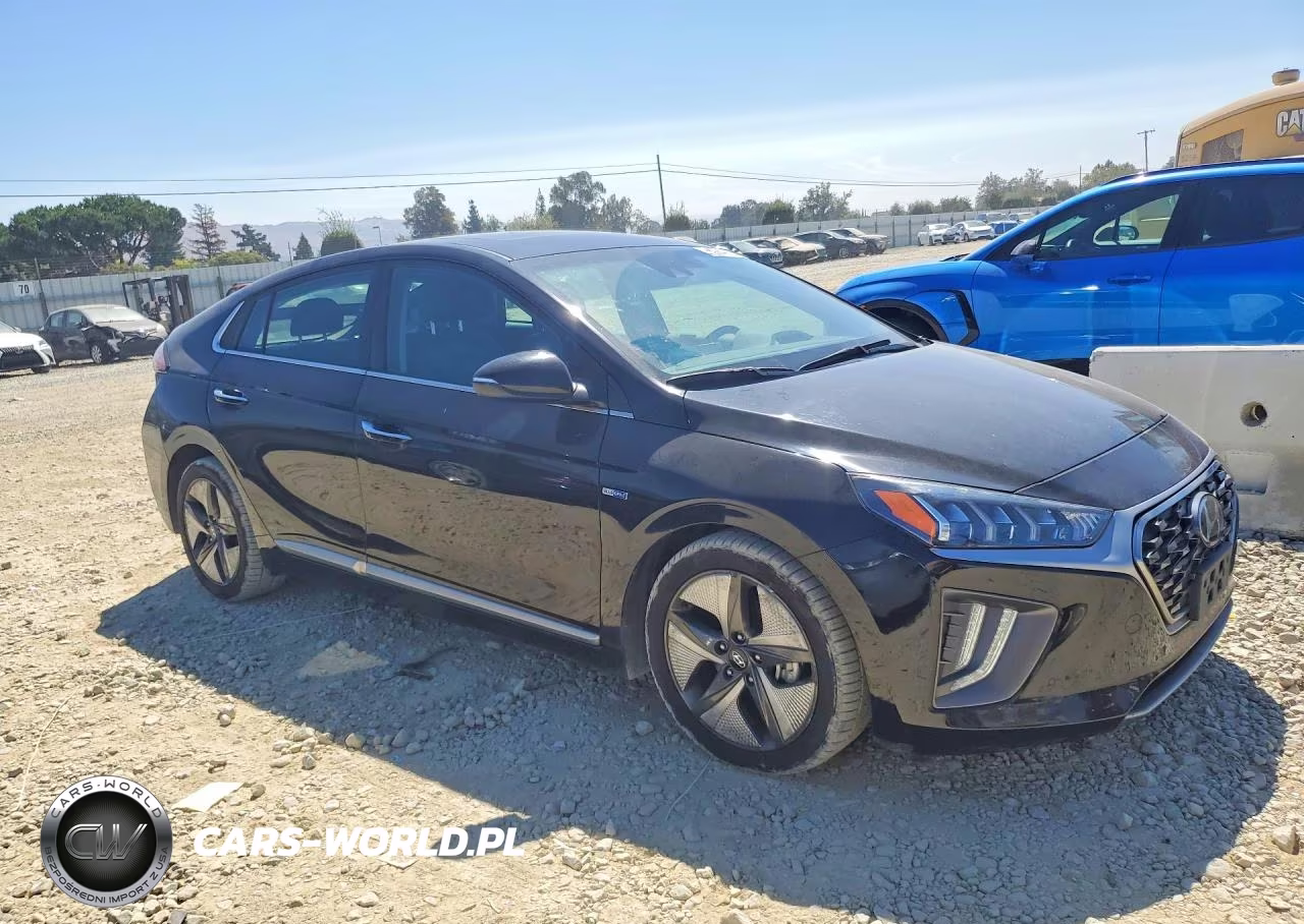 2020 Hyundai Ioniq Limited VIN:KMHC05LC0LU234311 - 4