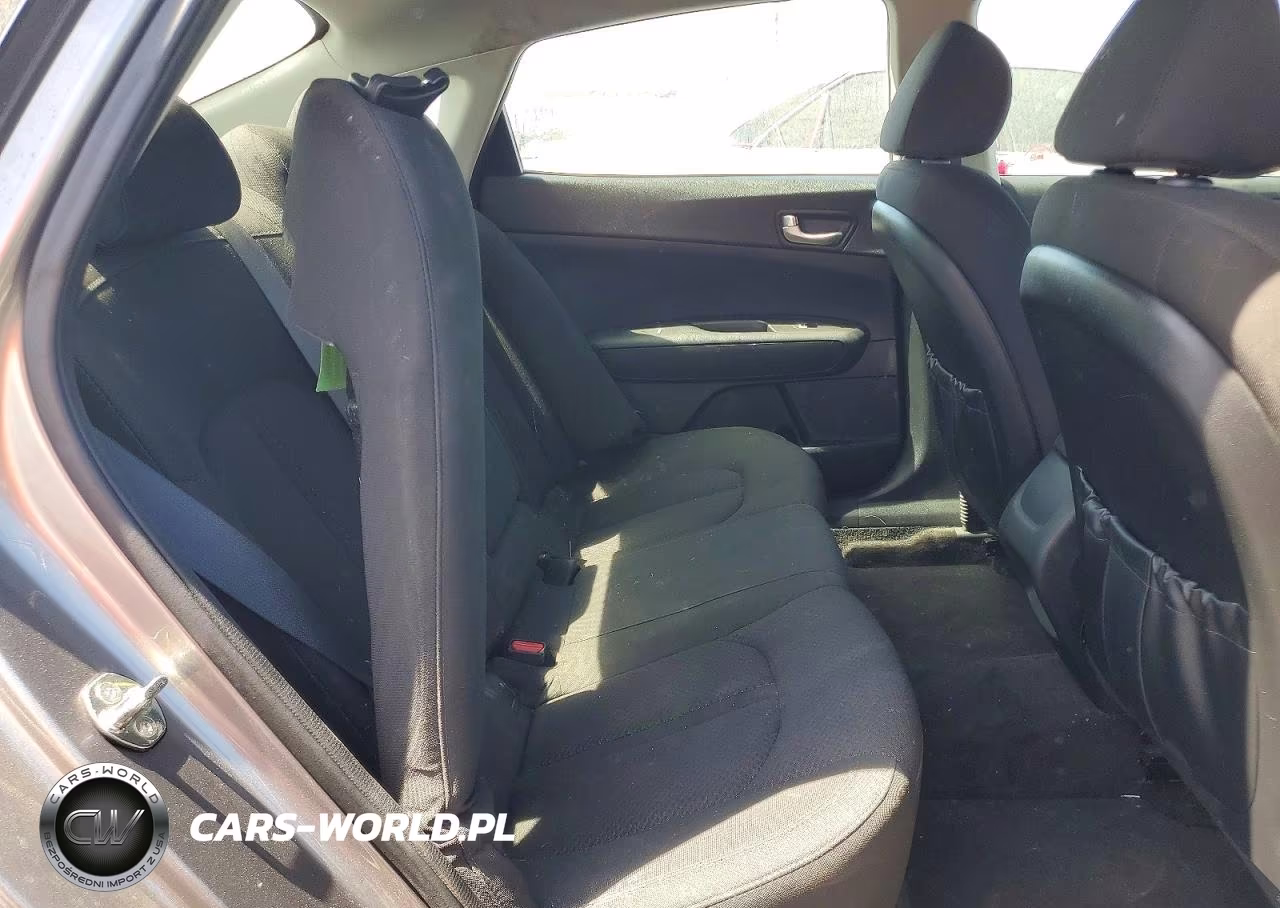 2018 Kia Optima Lx VIN:5XXGT4L34JG269007 - 10