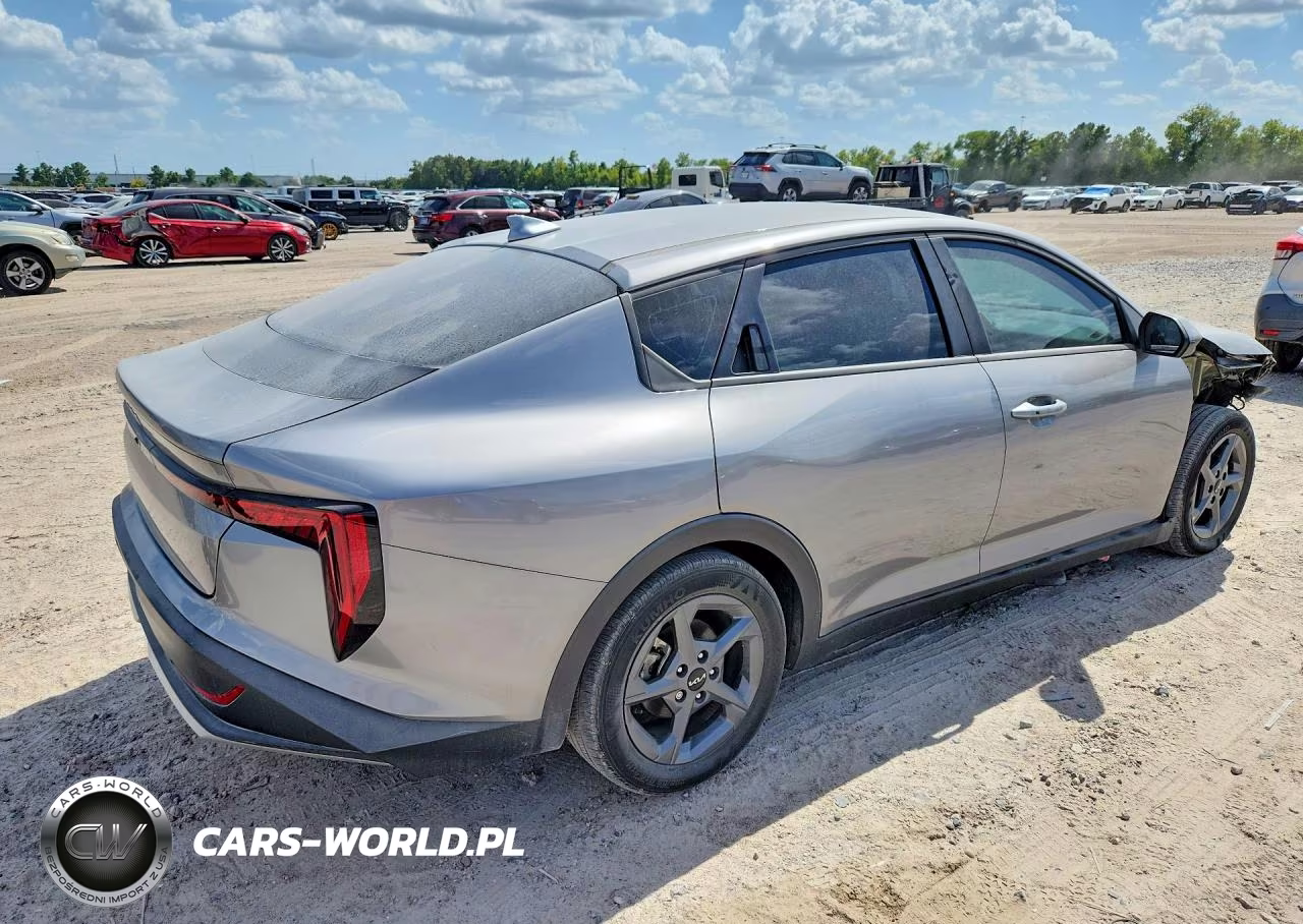 2025 Kia K4 Lxs VIN:3KPFT4DE4SE141856 - 3