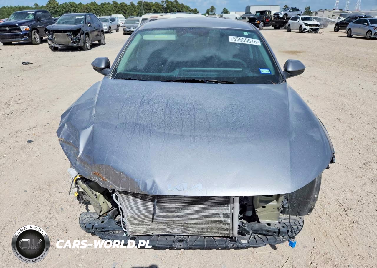 2025 Kia K4 Lxs VIN:3KPFT4DE4SE141856 - 5