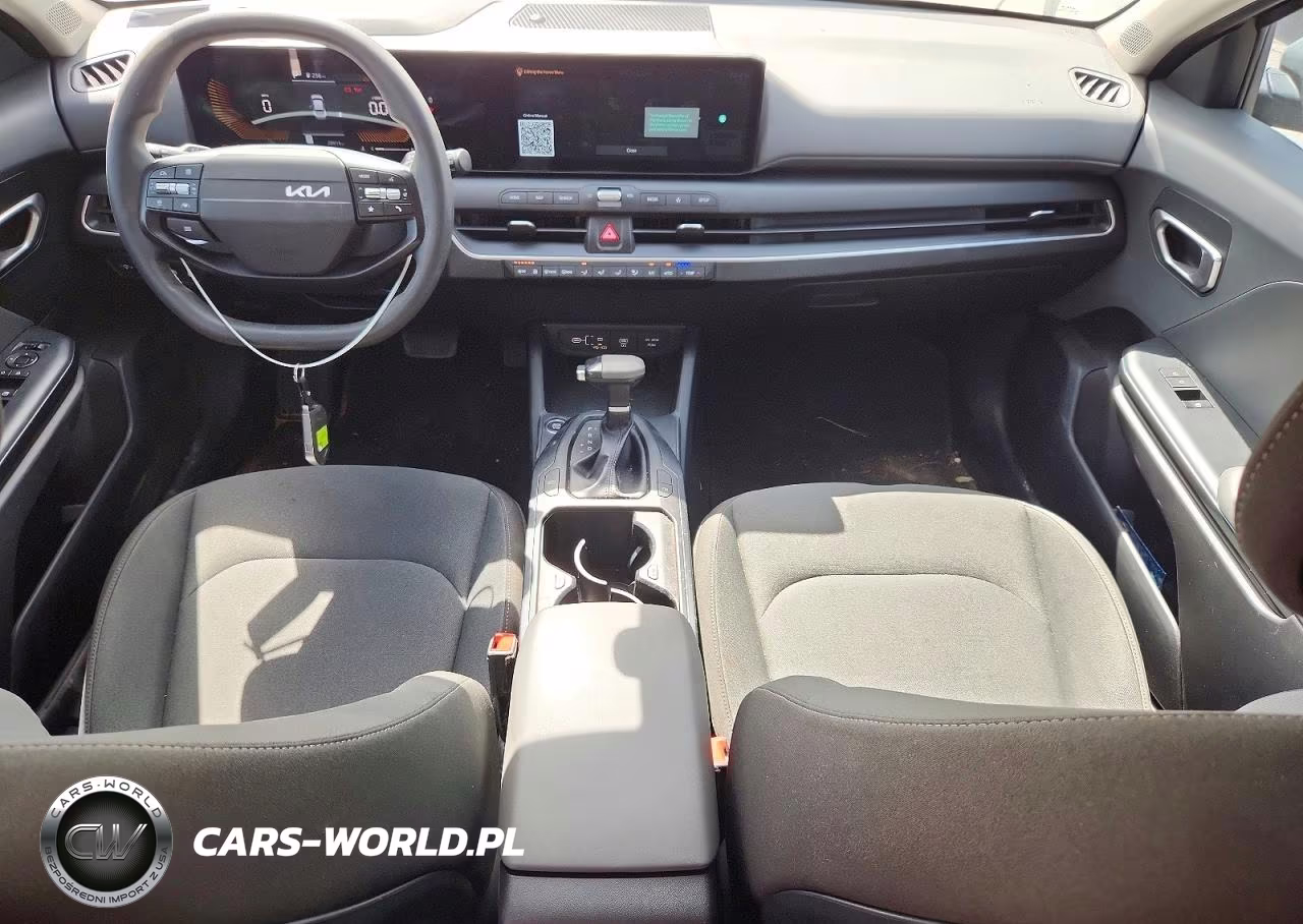 2025 Kia K4 Lxs VIN:3KPFT4DE4SE141856 - 8