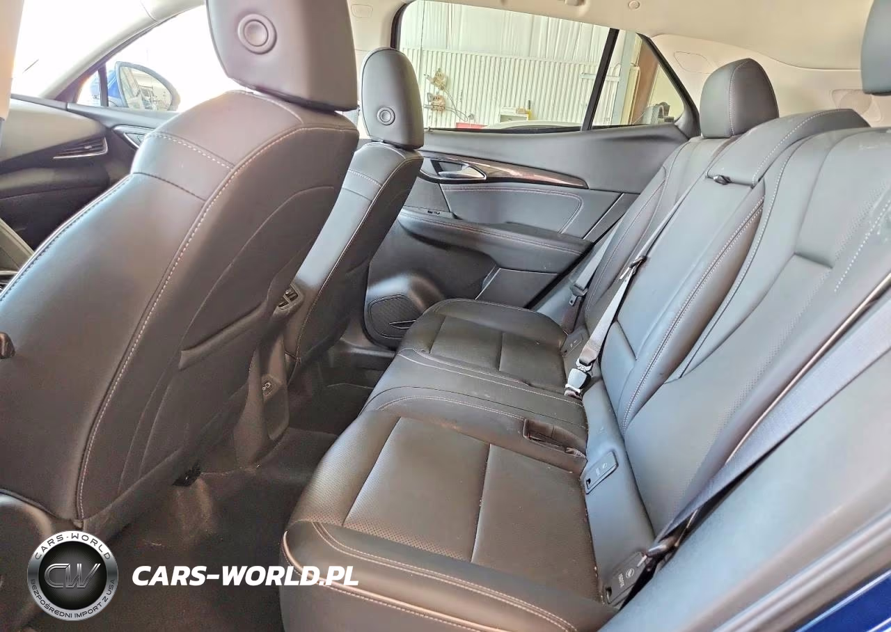 2023 Buick Envision Essence VIN:LRBFZPR46PD037697 - 11