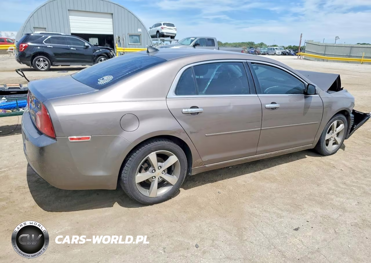 2012 Chevrolet Malibu 1Lt VIN:1G1ZC5E06CF101560 - 3
