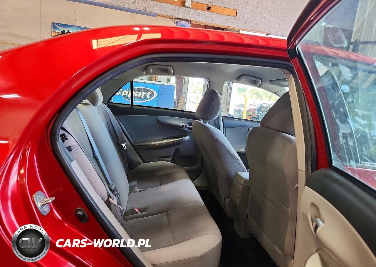 2013 Toyota Corolla Le VIN:JTDBU4EE0DJ116713 - 10