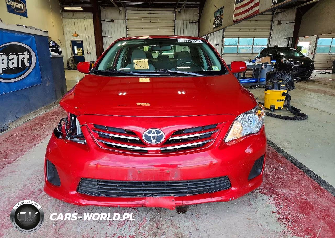 2013 Toyota Corolla Le VIN:JTDBU4EE0DJ116713 - 5
