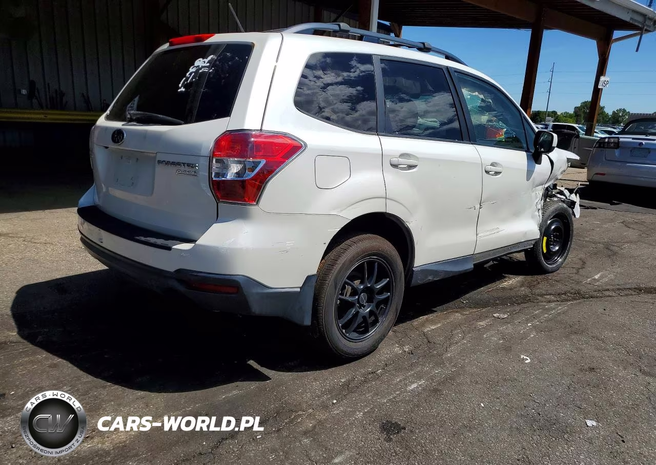 2015 Subaru Forester 2.5I Premium VIN:JF2SJAFCXFH580432 - 3