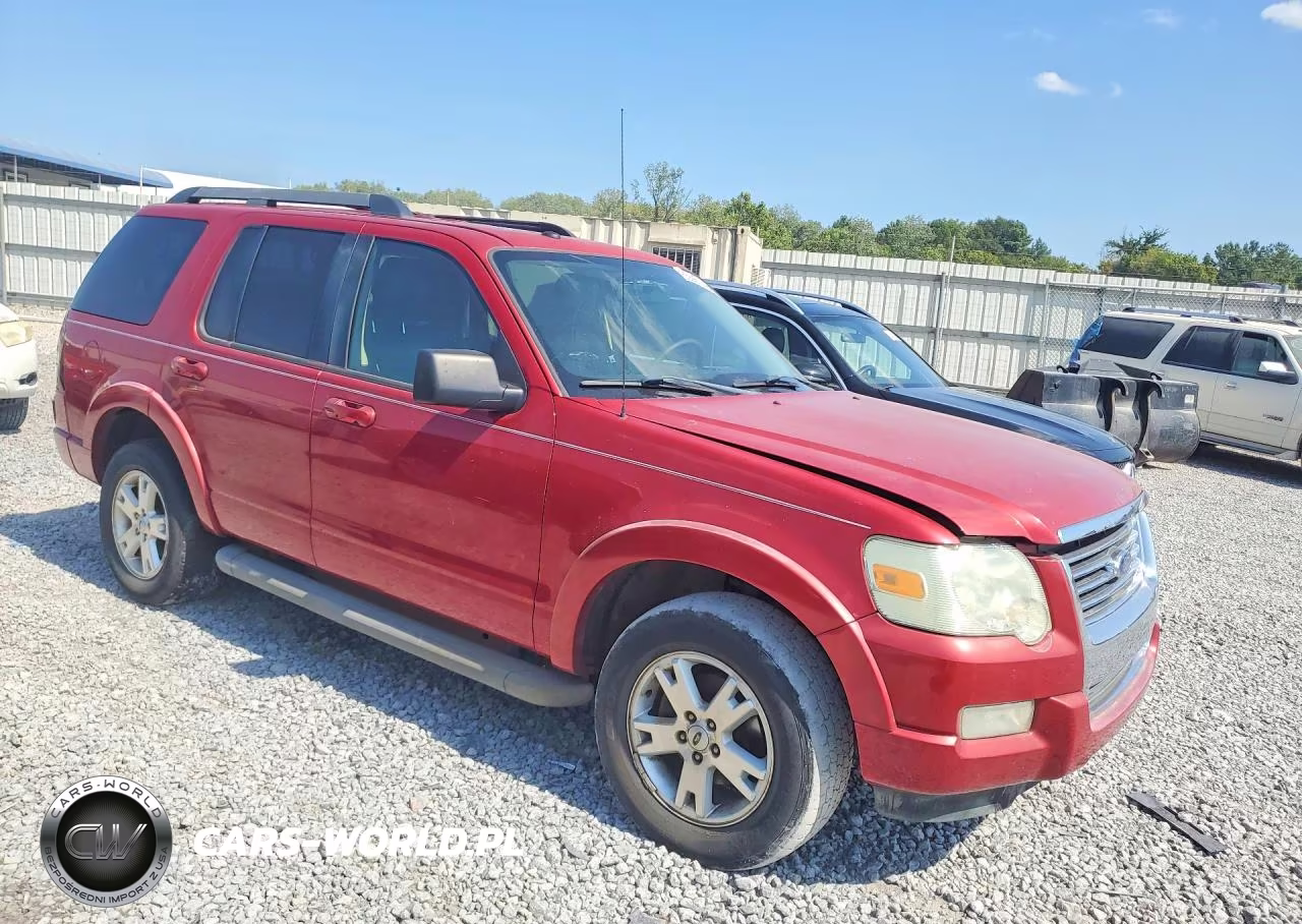 2010 Ford Explorer Xlt VIN:1FMEU6DE2AUA84072 - 4
