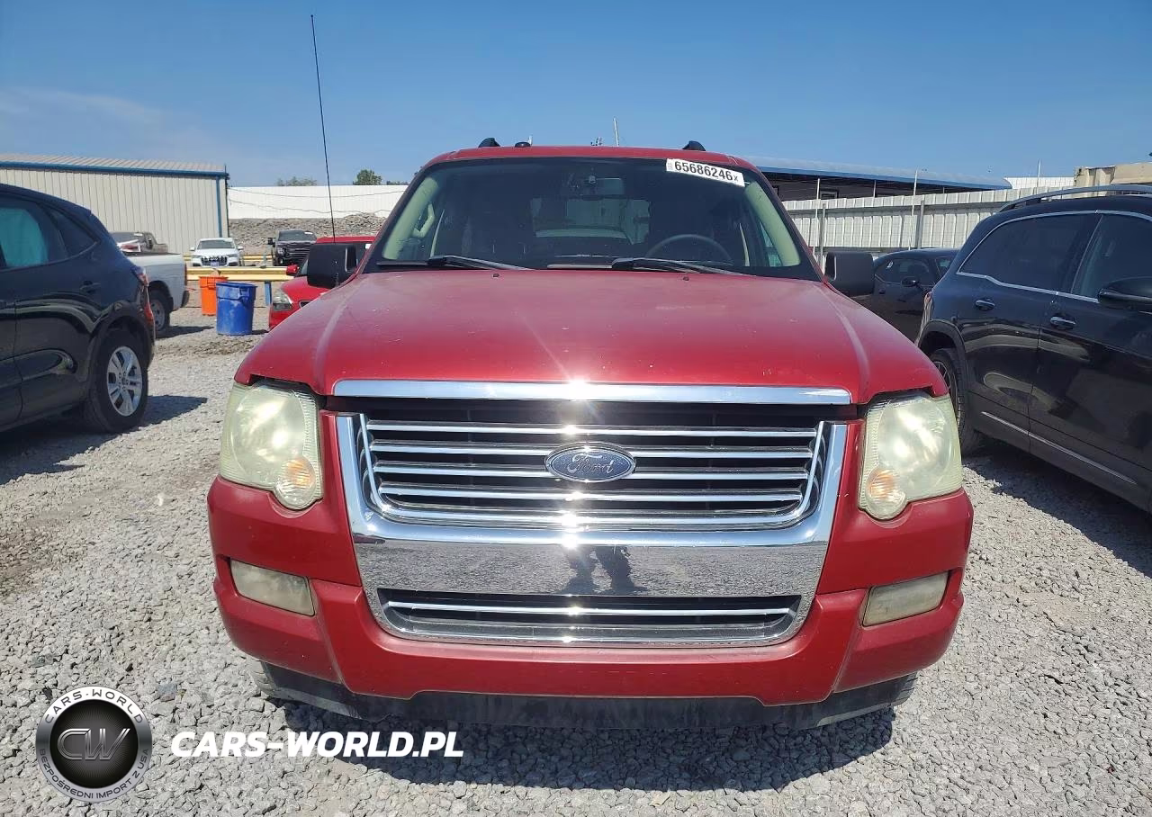 2010 Ford Explorer Xlt VIN:1FMEU6DE2AUA84072 - 5