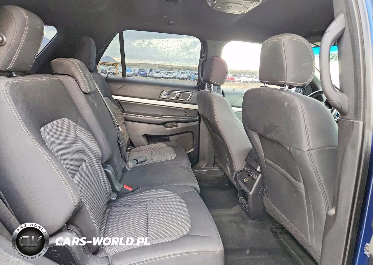 2017 Ford Explorer Xlt VIN:1FM5K8D85HGC26533 - 10