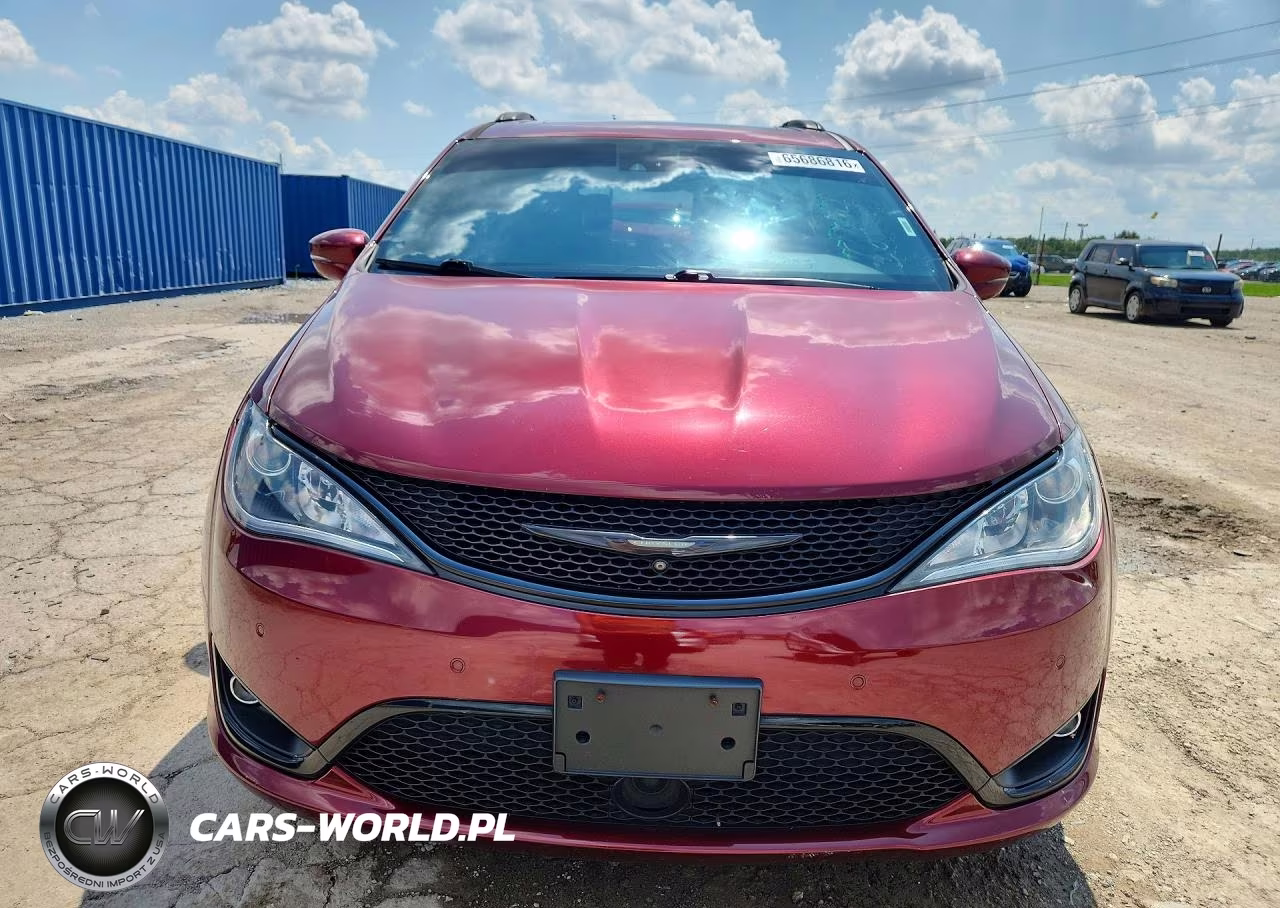 2018 Chrysler Pacifica Limited VIN:2C4RC1GG7JR354175 - 5