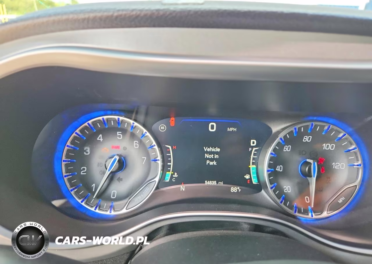 2018 Chrysler Pacifica Limited VIN:2C4RC1GG7JR354175 - 9