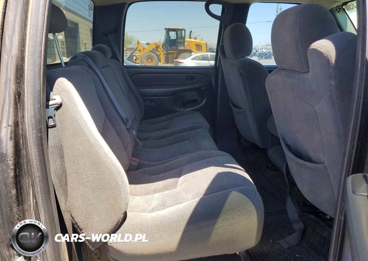 2004 Chevrolet Silverado K2500 Heavy Duty VIN:1GCHK23264F253770 - 10