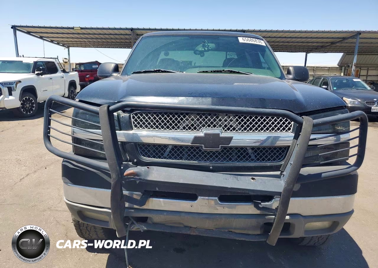 2004 Chevrolet Silverado K2500 Heavy Duty VIN:1GCHK23264F253770 - 5
