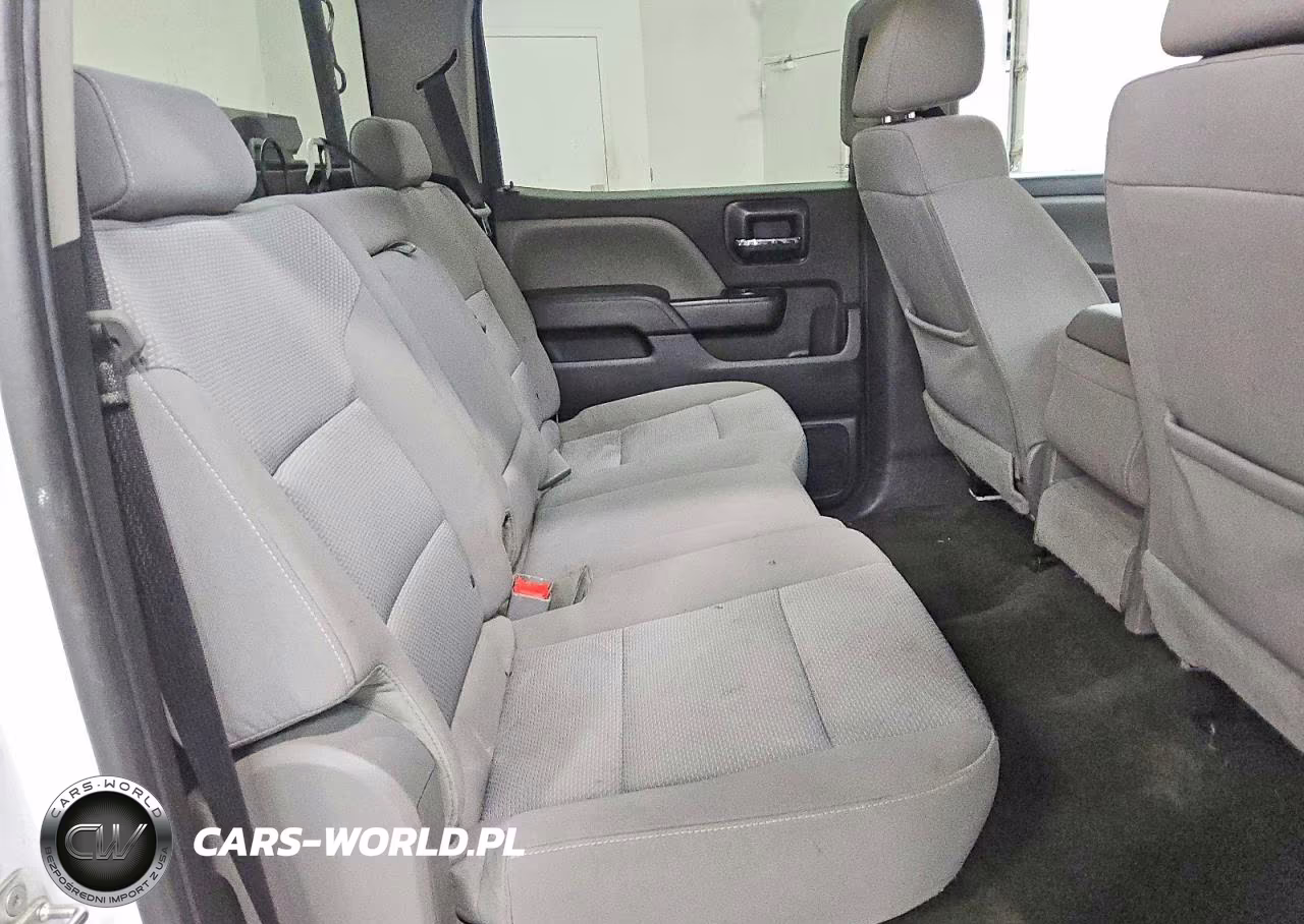 2018 Chevrolet Silverado K1500 VIN:3GCUKNEC2JG172068 - 10