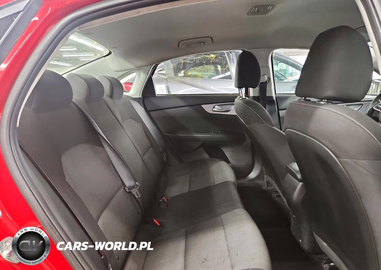 2023 Kia Forte Lxs VIN:3KPF24AD7PE589594 - 10