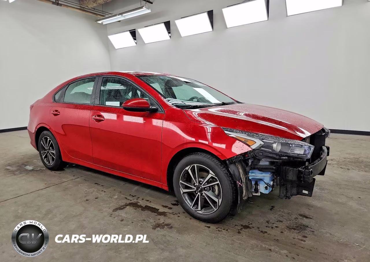 2023 Kia Forte Lxs VIN:3KPF24AD7PE589594 - 4