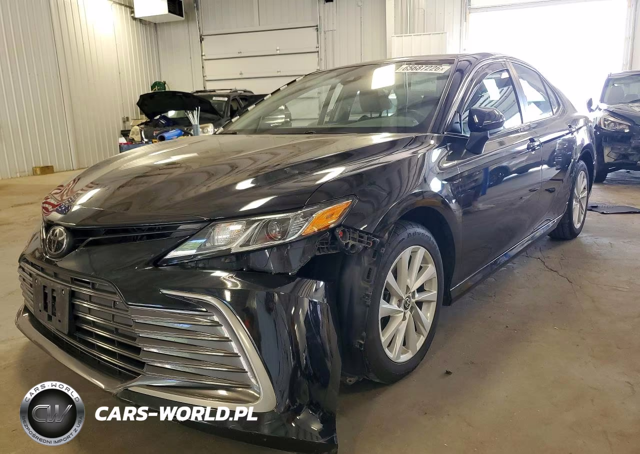 2022 Toyota Camry Le VIN:4T1C11AK0NU696970 - 1