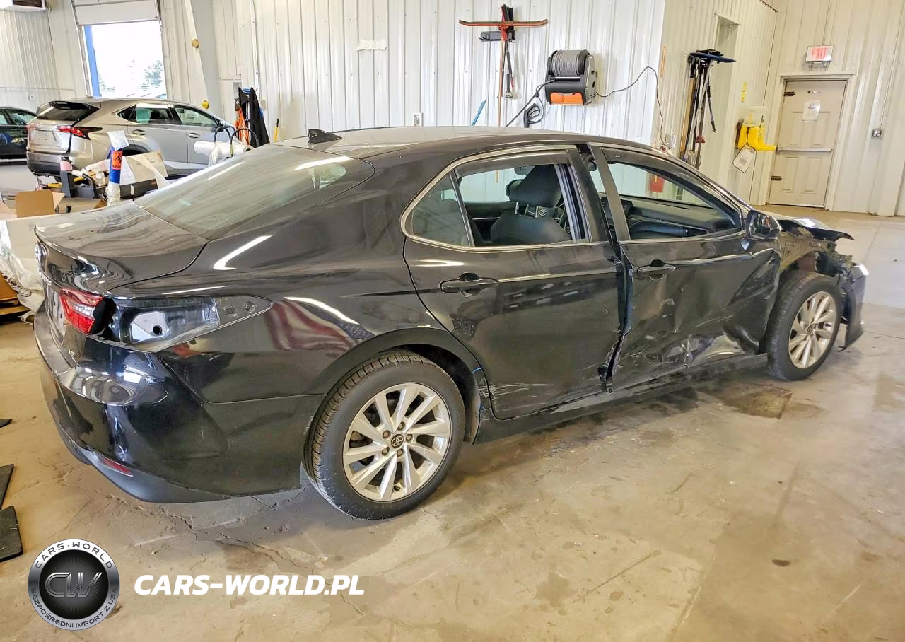 2022 Toyota Camry Le VIN:4T1C11AK0NU696970 - 3