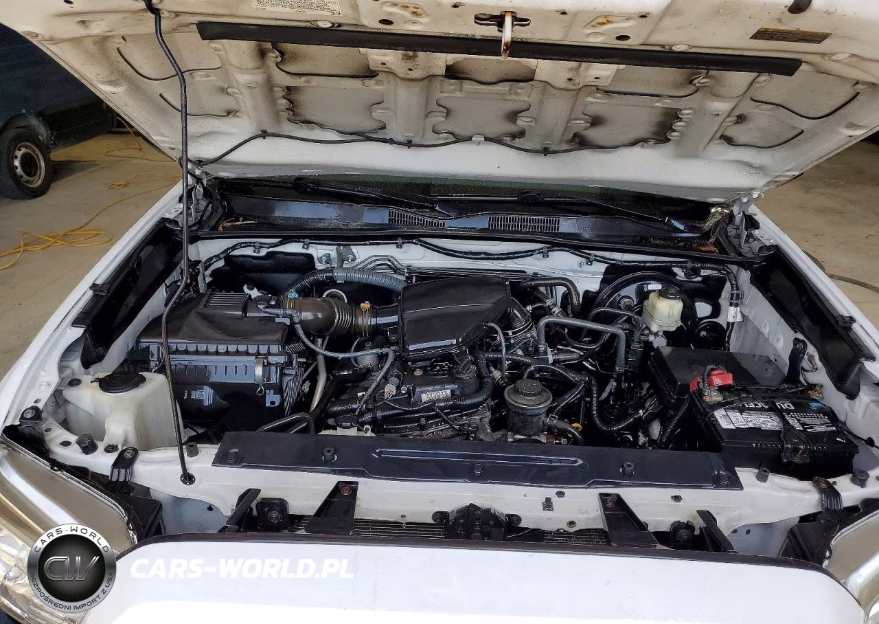 2017 Toyota Tacoma Sr VIN:5TFRX5GNXHX087216 - 12