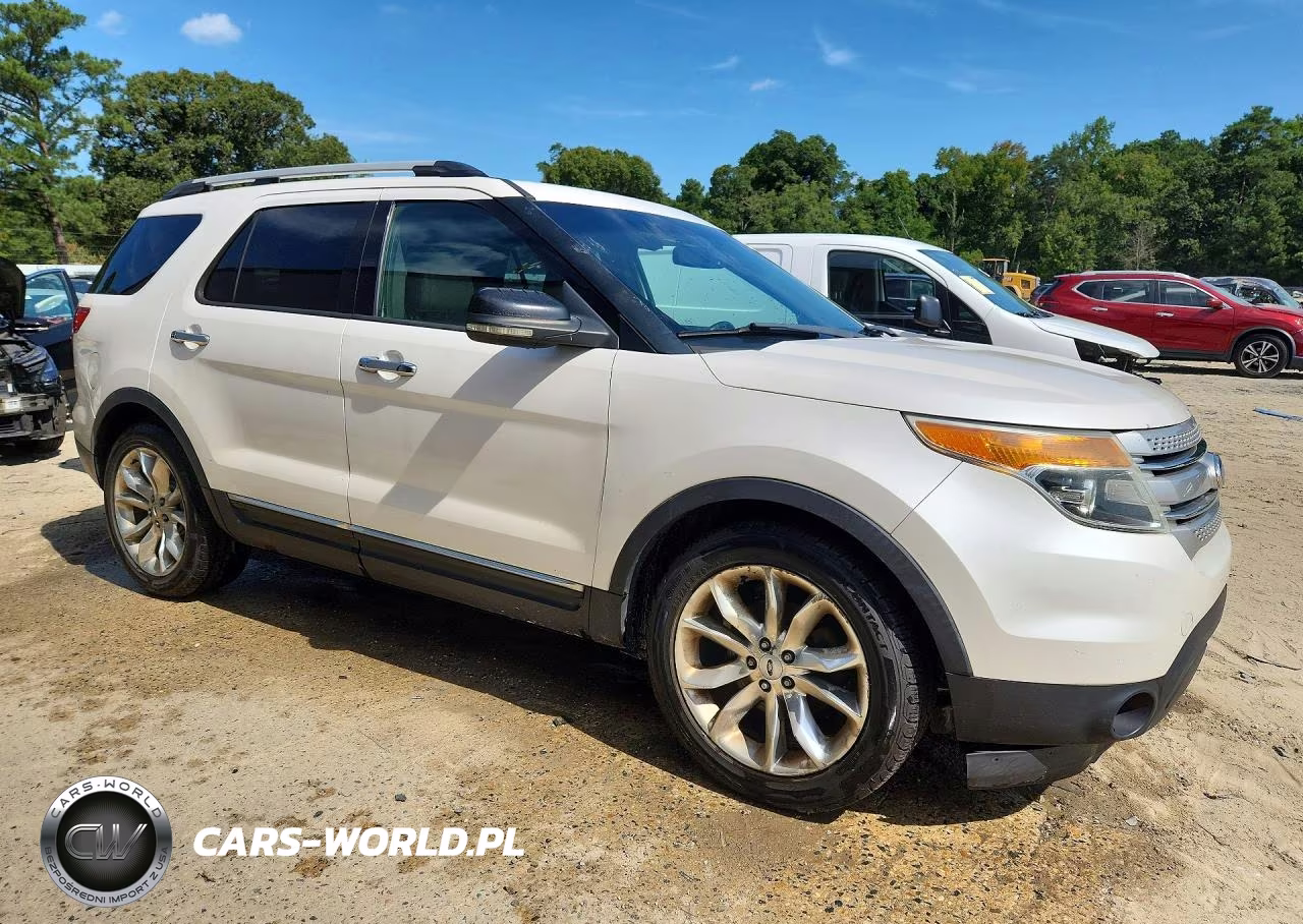 2012 Ford Explorer Xlt VIN:1FMHK7D8XCGA50417 - 4
