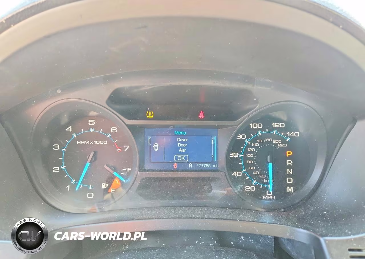 2012 Ford Explorer Xlt VIN:1FMHK7D8XCGA50417 - 9