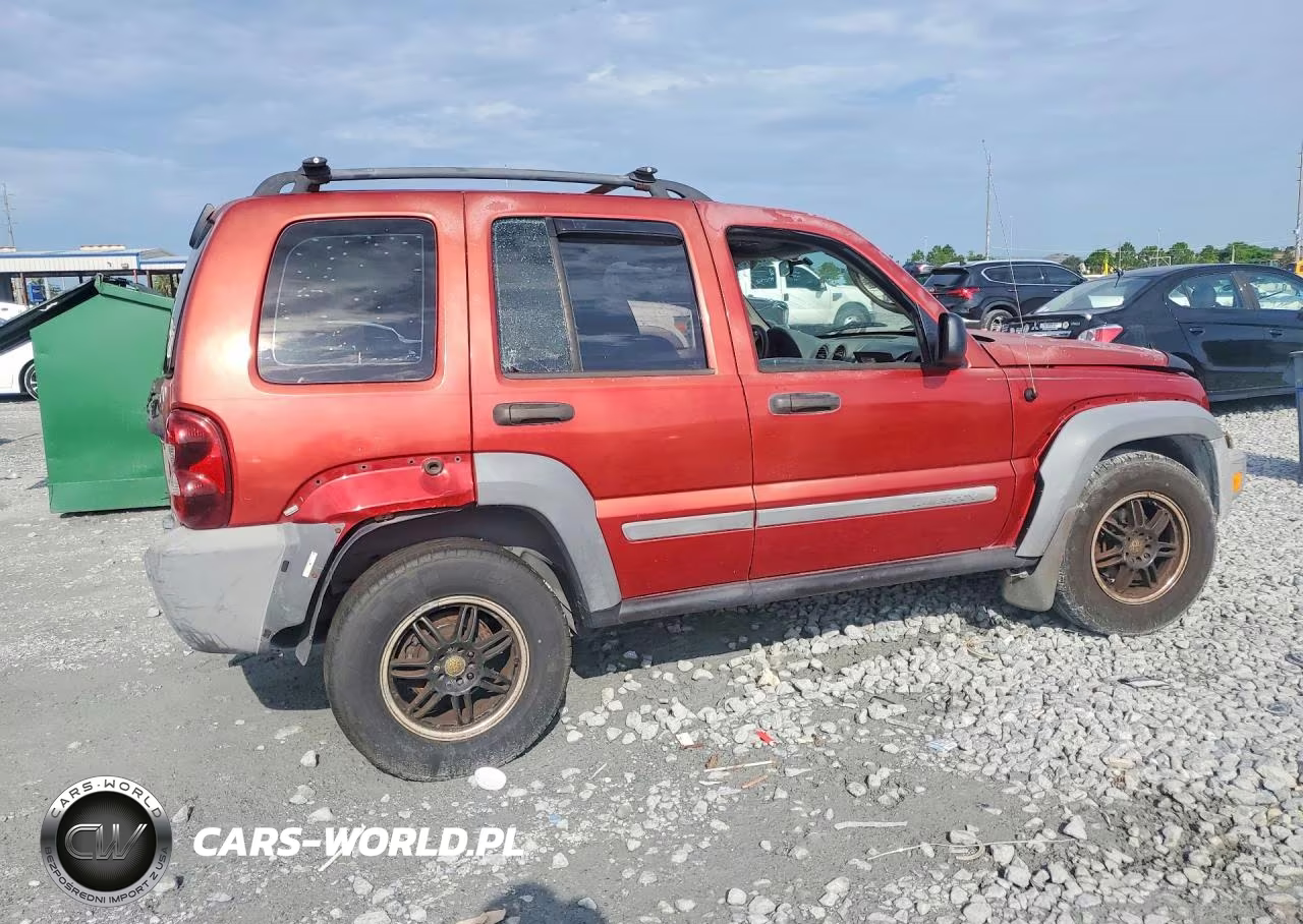 2005 Jeep Liberty Sport VIN:1J4GK48K45W710751 - 3