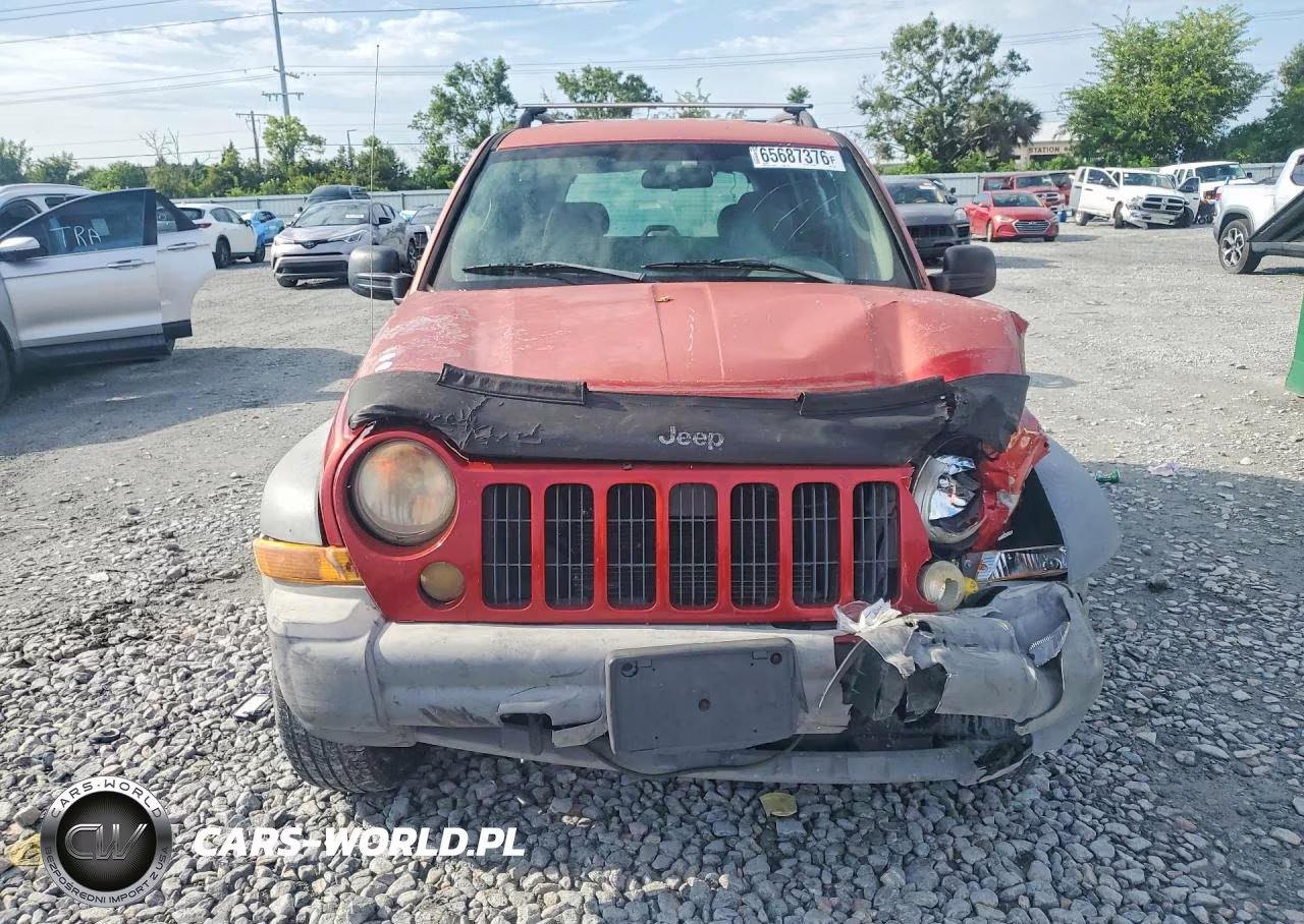 2005 Jeep Liberty Sport VIN:1J4GK48K45W710751 - 5
